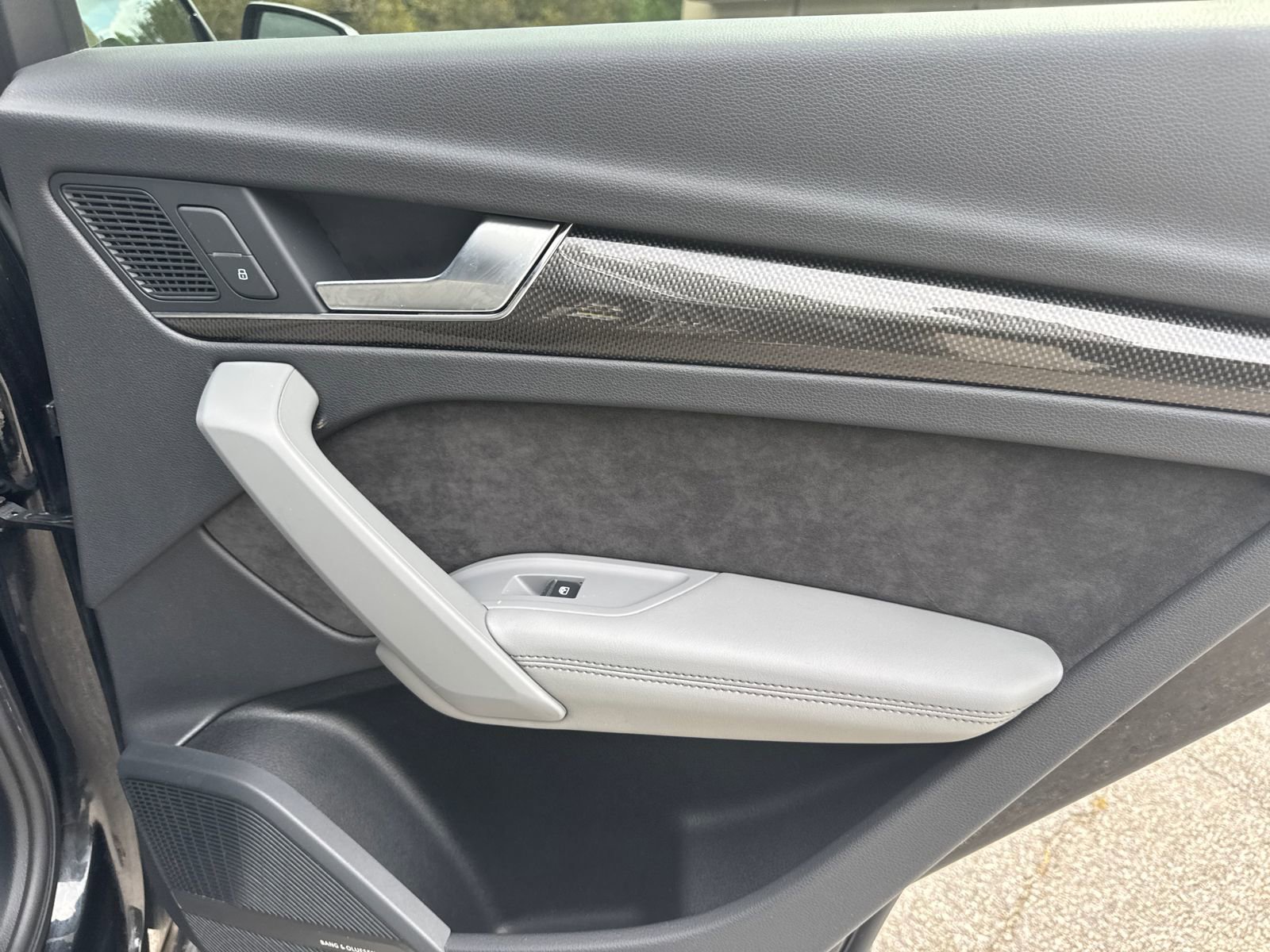 Used 2020 Audi SQ5 Prestige image 16