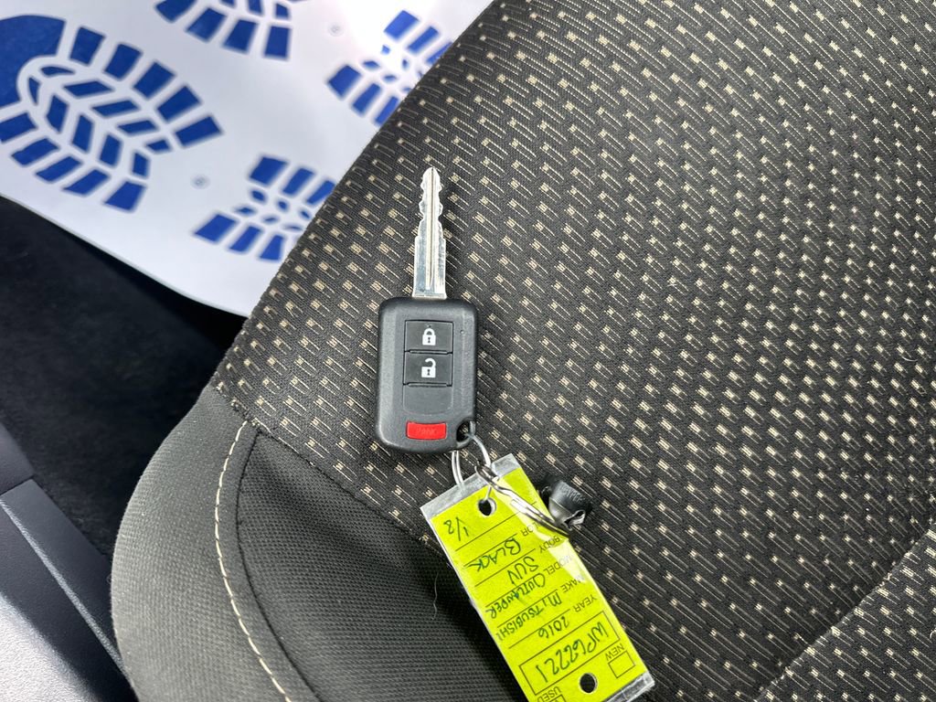 Used 2016 Mitsubishi Outlander Sport ES image 26