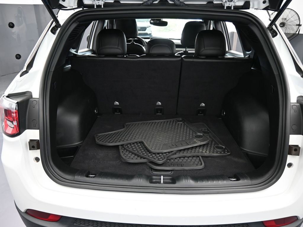 Used 2023 Jeep Compass Trailhawk image 40