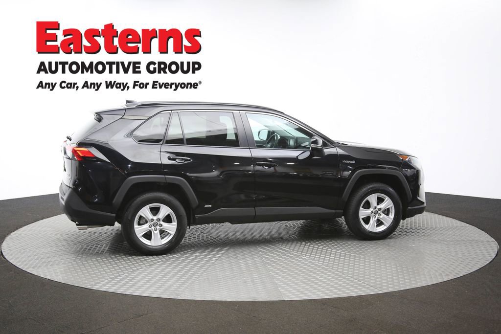 Used 2021 Toyota RAV4 LE image 42