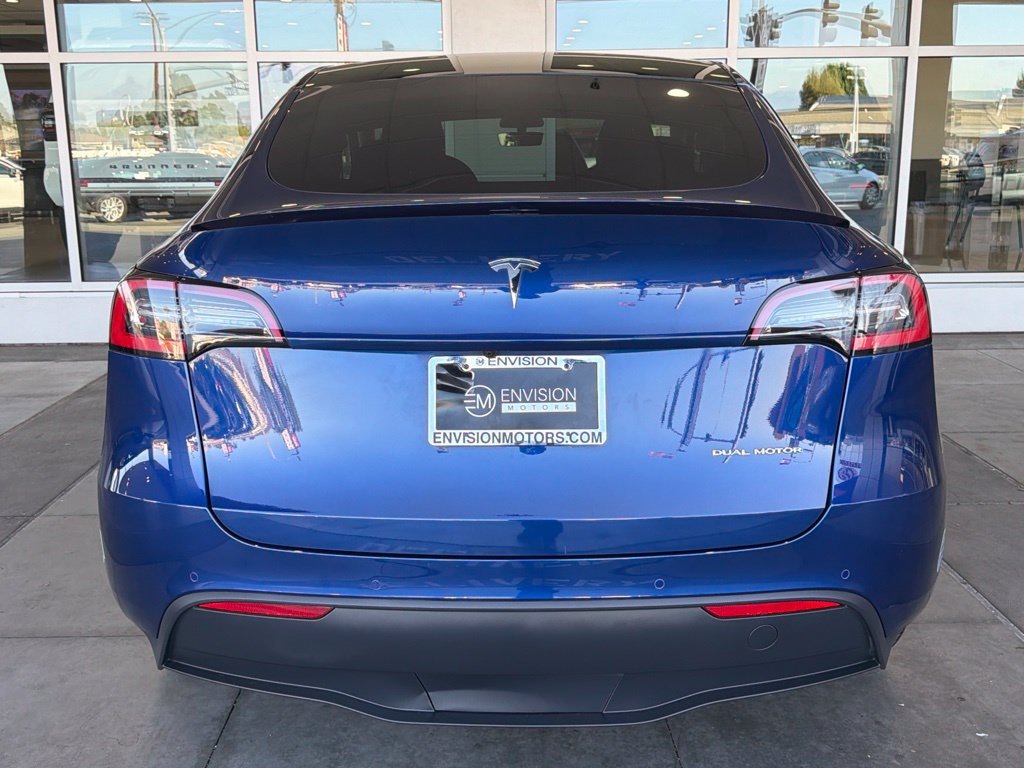 Used 2021 Tesla Model Y Long Range AWD/4WD image 12
