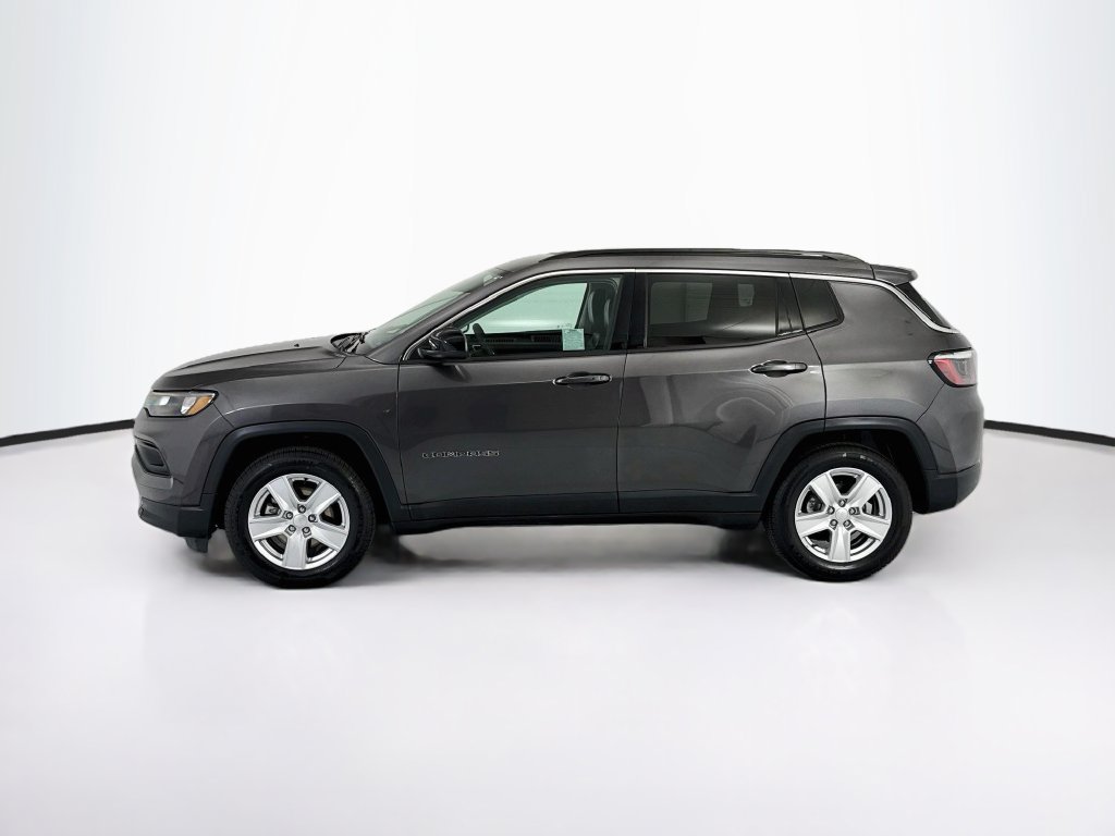 Used 2022 Jeep Compass Latitude FWD image 8