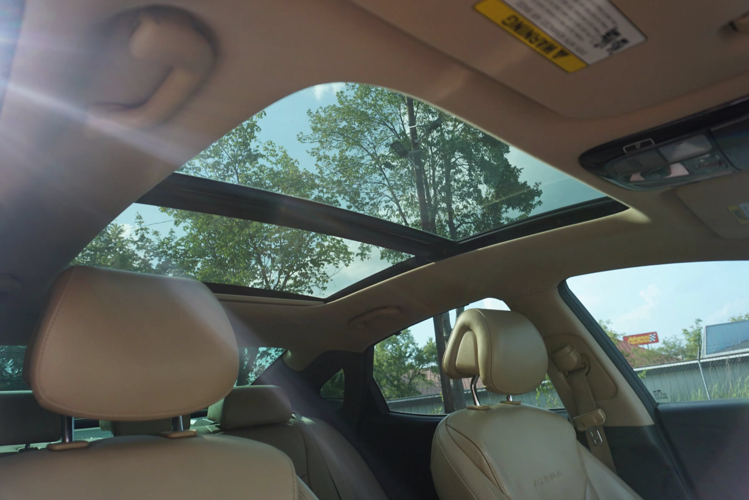 Used 2015 Hyundai Azera Limited FWD image 19