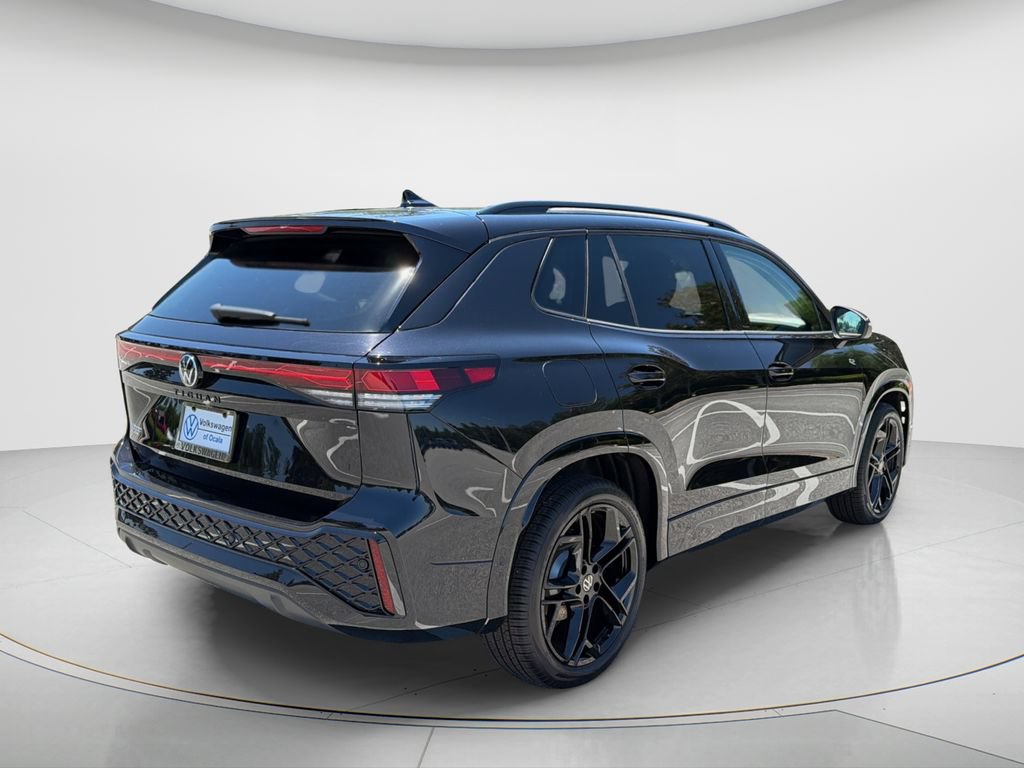 New 2026 Volkswagen Tiguan SE R-Line FWD image 5