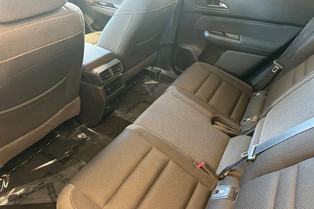 Used 2024 Honda Prologue EX image 13