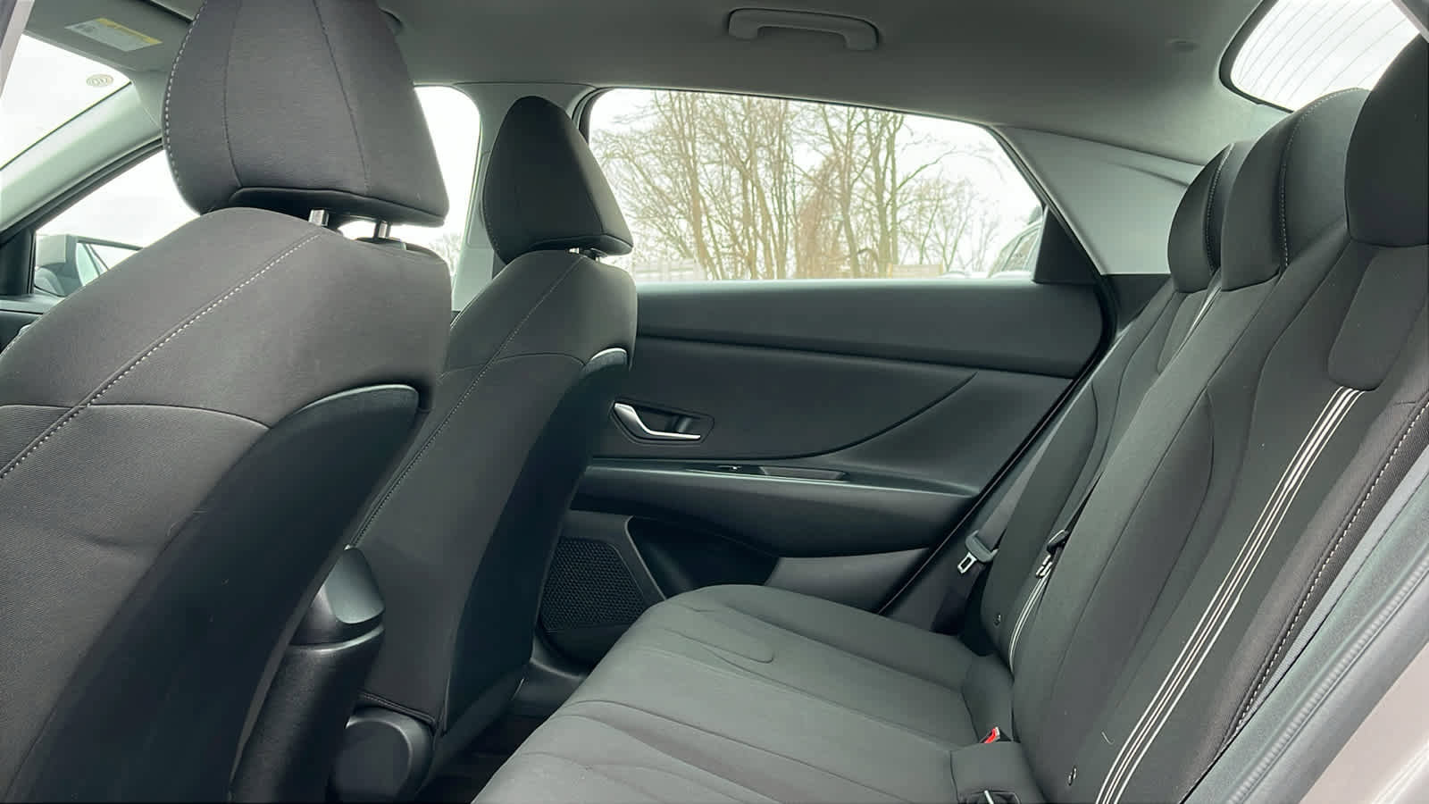 Used 2023 Hyundai Elantra SEL image 20