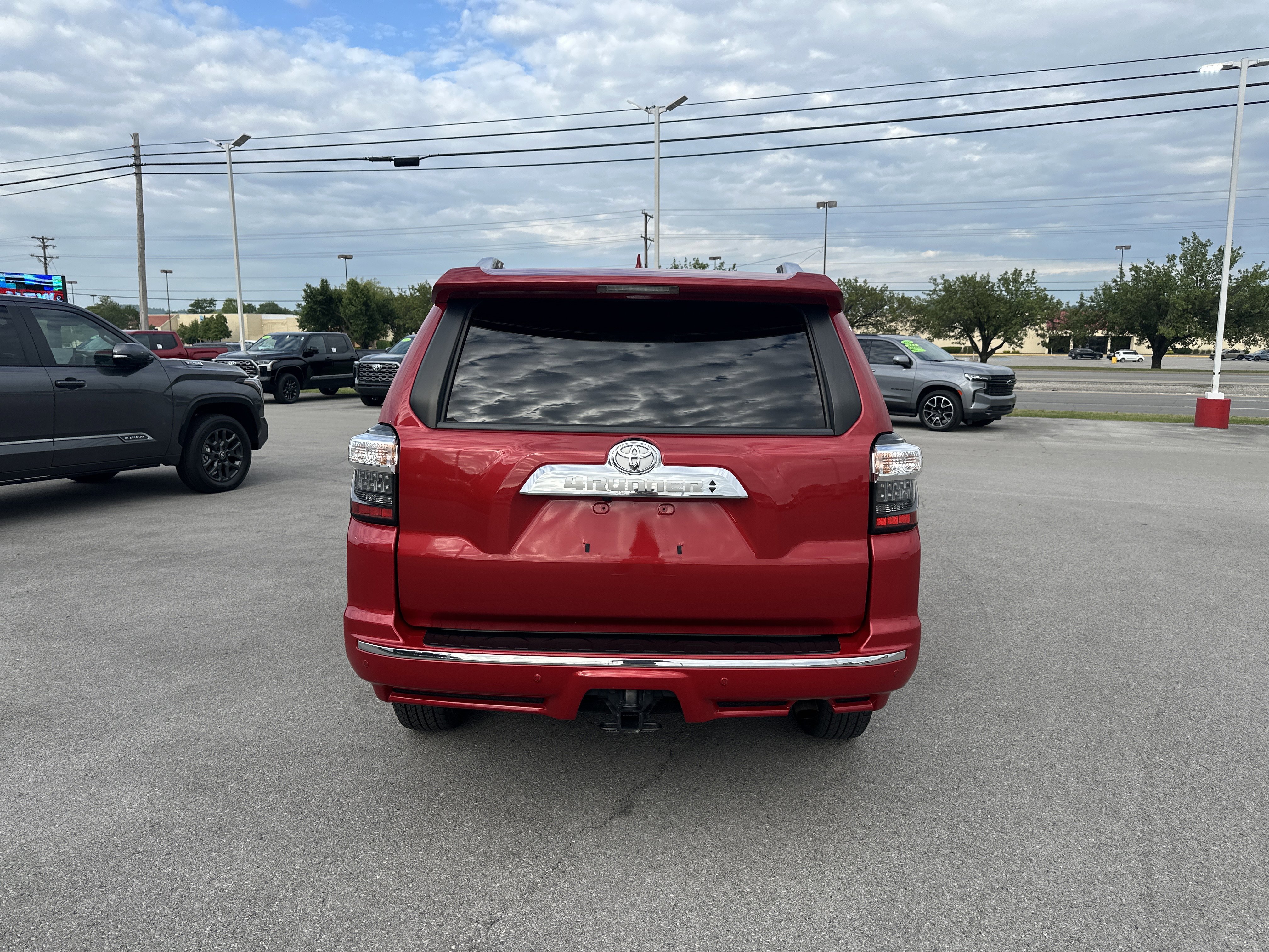 Used 2023 Toyota 4Runner Limited AWD/4WD image 7