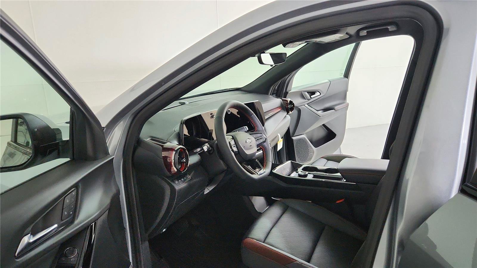 New 2027 Chevrolet Equinox RS w/ Safety and Technology Package AWD/4WD image 16