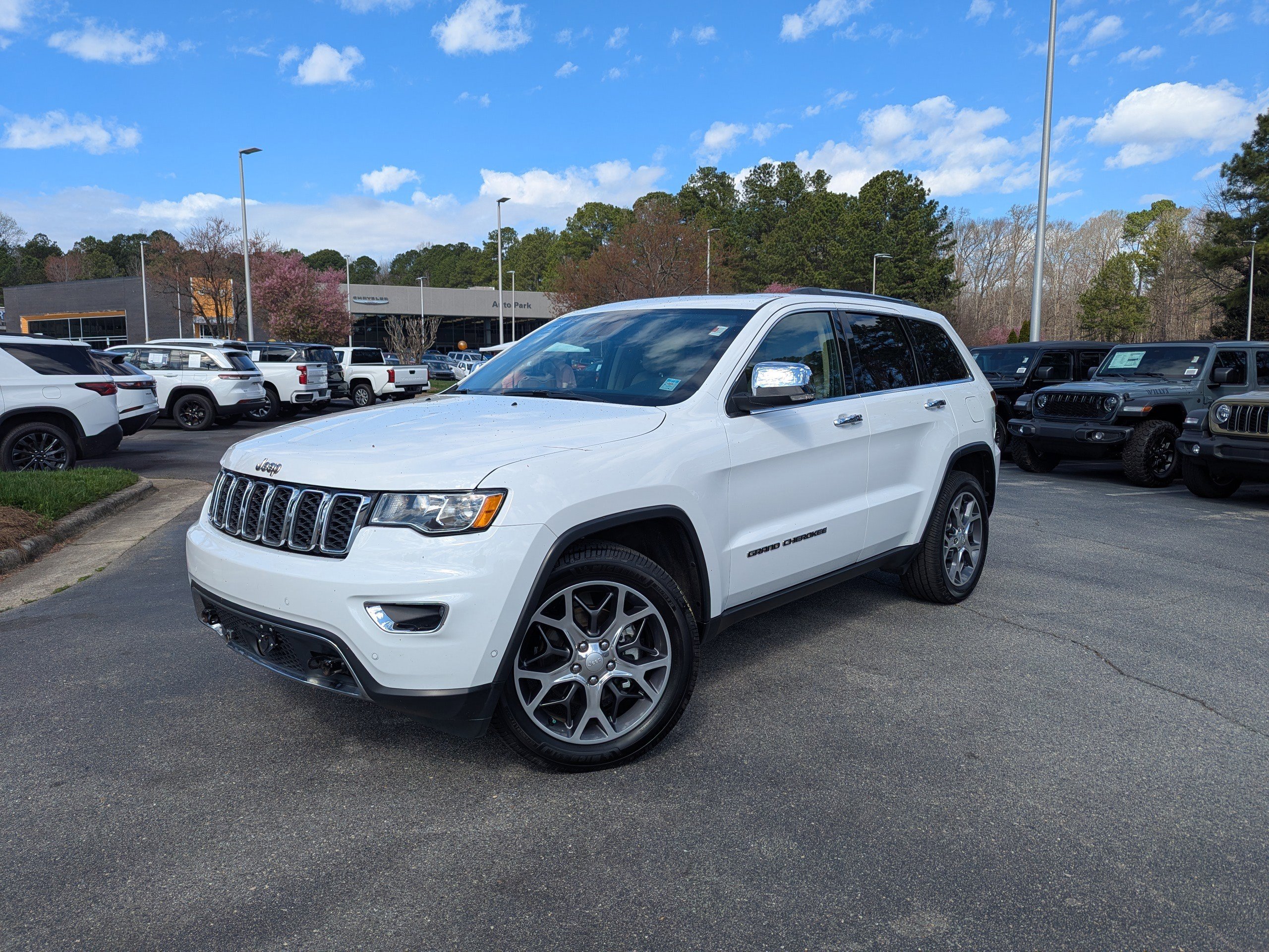 Used 2020 Jeep Grand Cherokee Limited w/ Luxury Group II