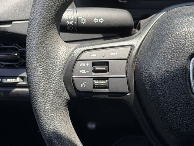 Used 2025 Honda Accord LX image 13