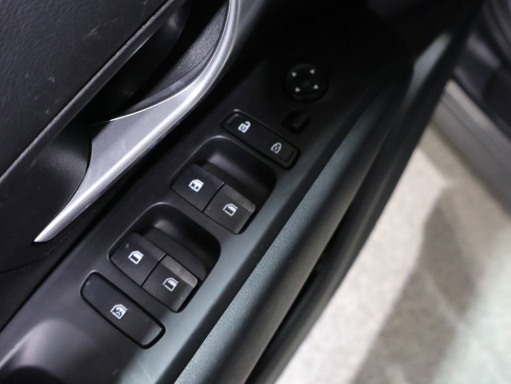 Used 2024 Hyundai Tucson SE image 13