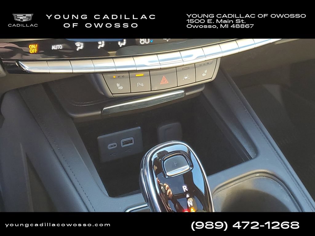 Certified 2024 Cadillac XT4 Luxury w/ Cold Weather Package AWD/4WD image 19