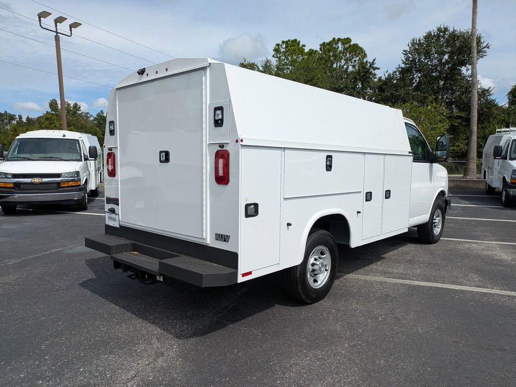 New 2025 Chevrolet Express 3500 w/ Power Convenience Package image 4