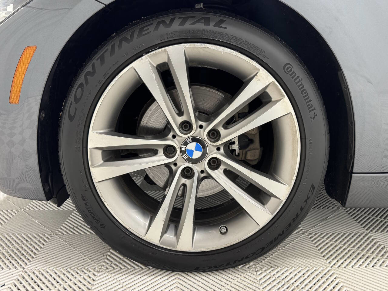 Used 2017 BMW 330i Sedan image 36