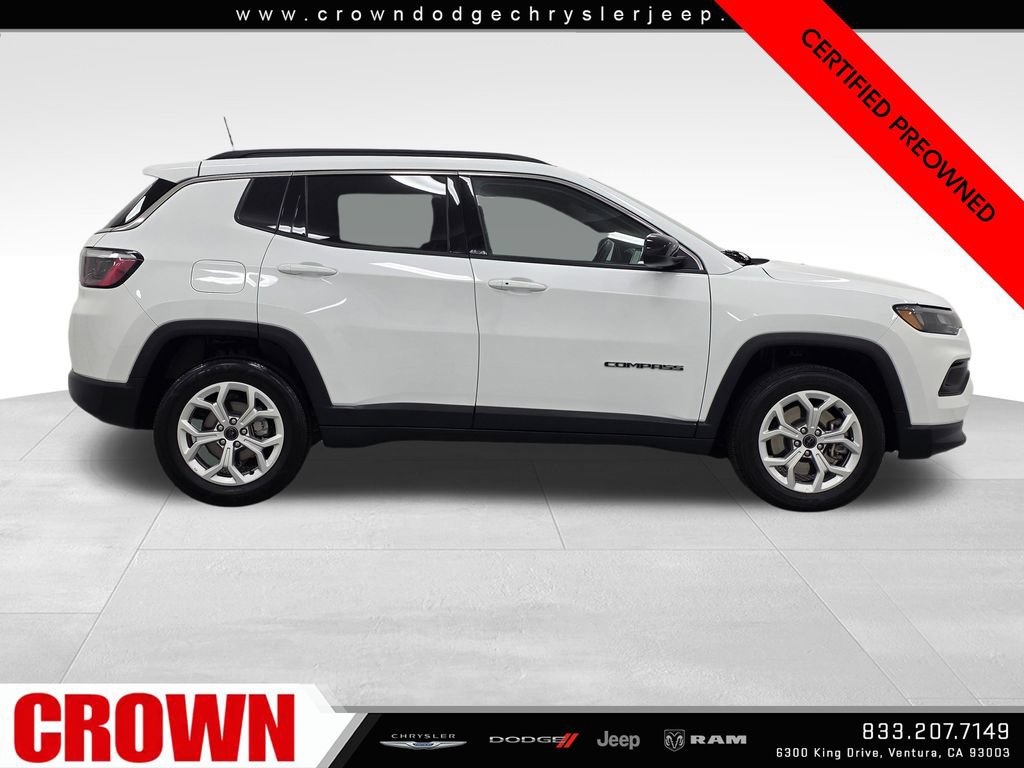 Certified 2025 Jeep Compass Latitude AWD/4WD image 8