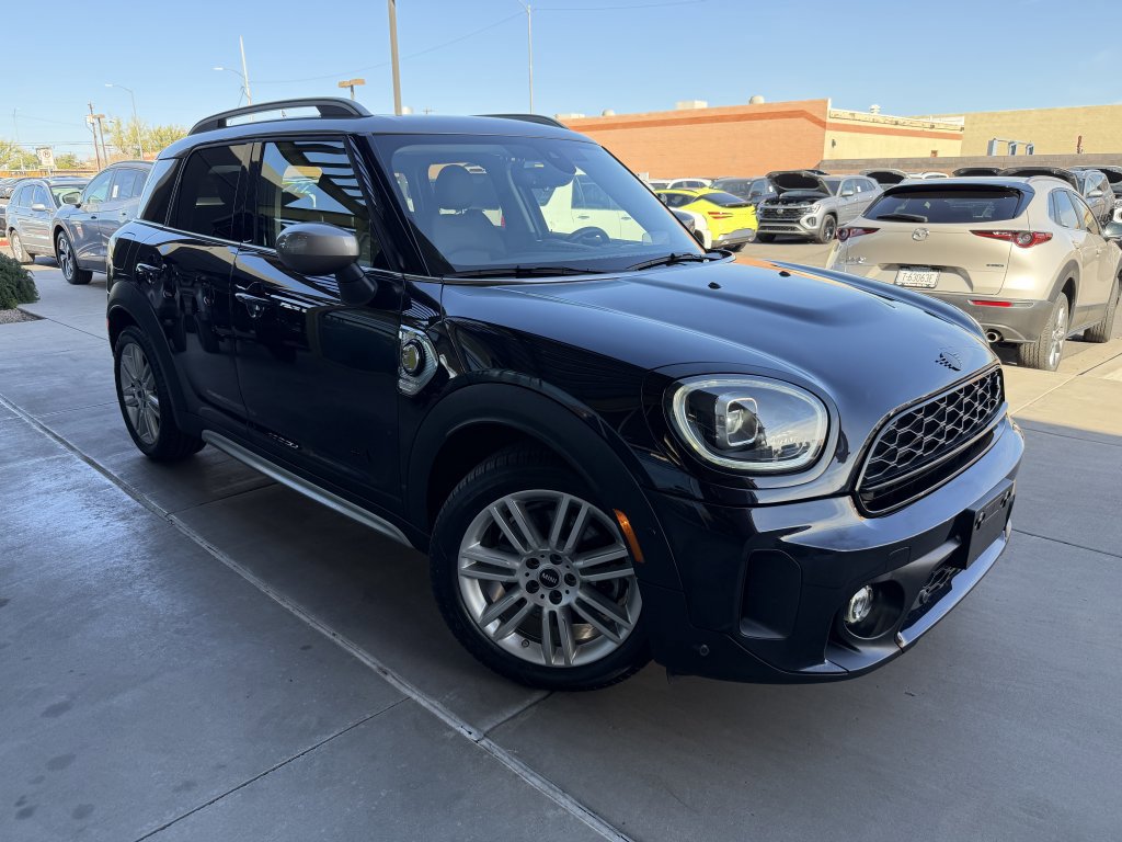 Used 2023 MINI Cooper Countryman SE w/ Storage Package image 6