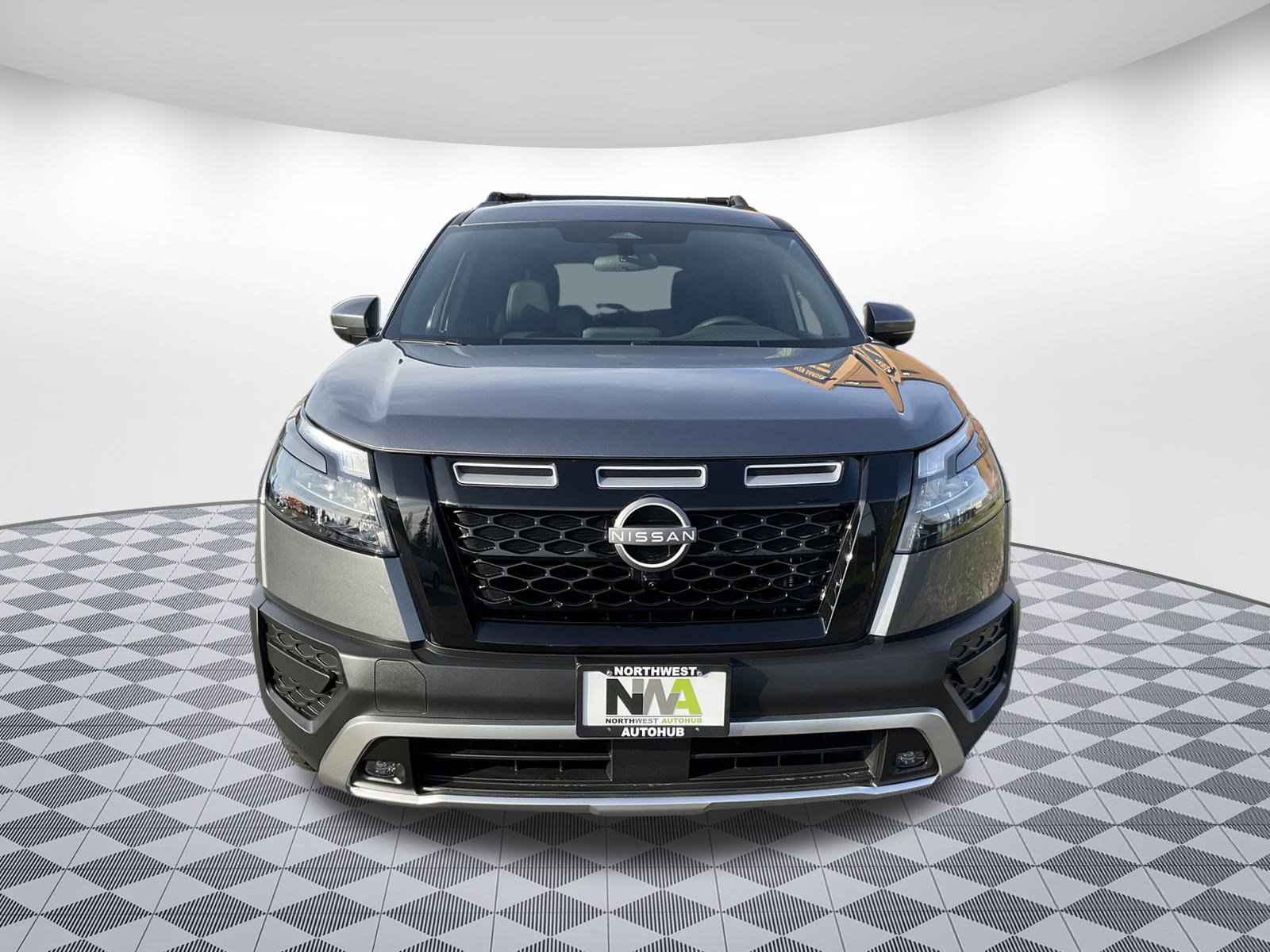 Used 2025 Nissan Pathfinder Rock Creek image 5