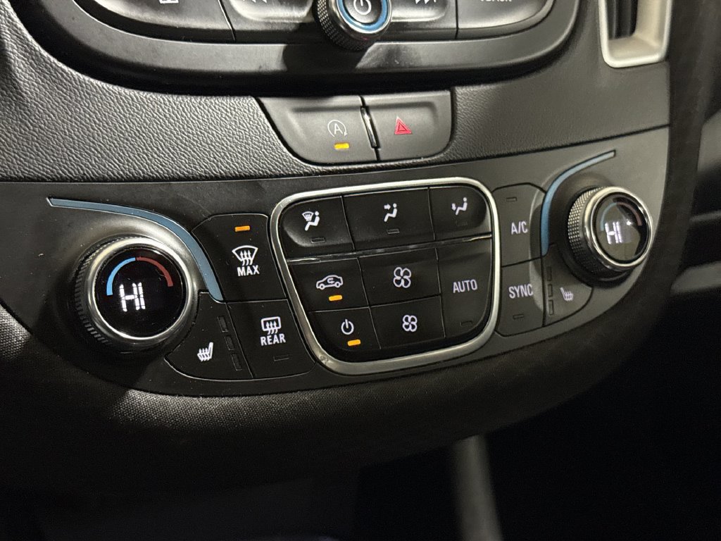 Used 2023 Chevrolet Malibu LT FWD image 16