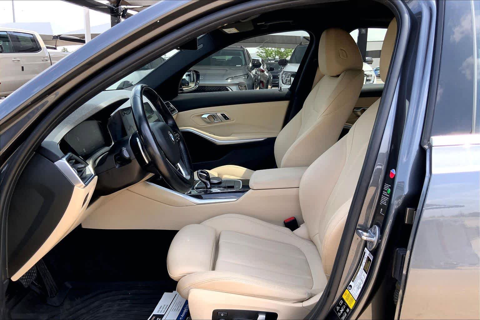 Used 2020 BMW 330i xDrive Sedan w/ Convenience Package AWD/4WD image 8