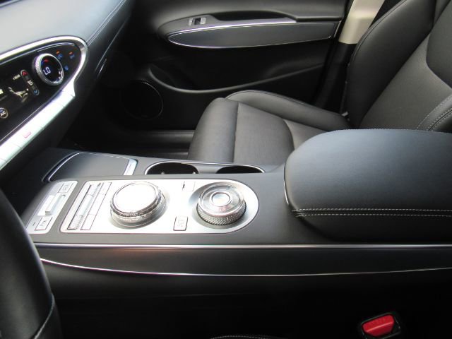 Used 2022 Genesis GV70 2.5T w/ Select Package image 46