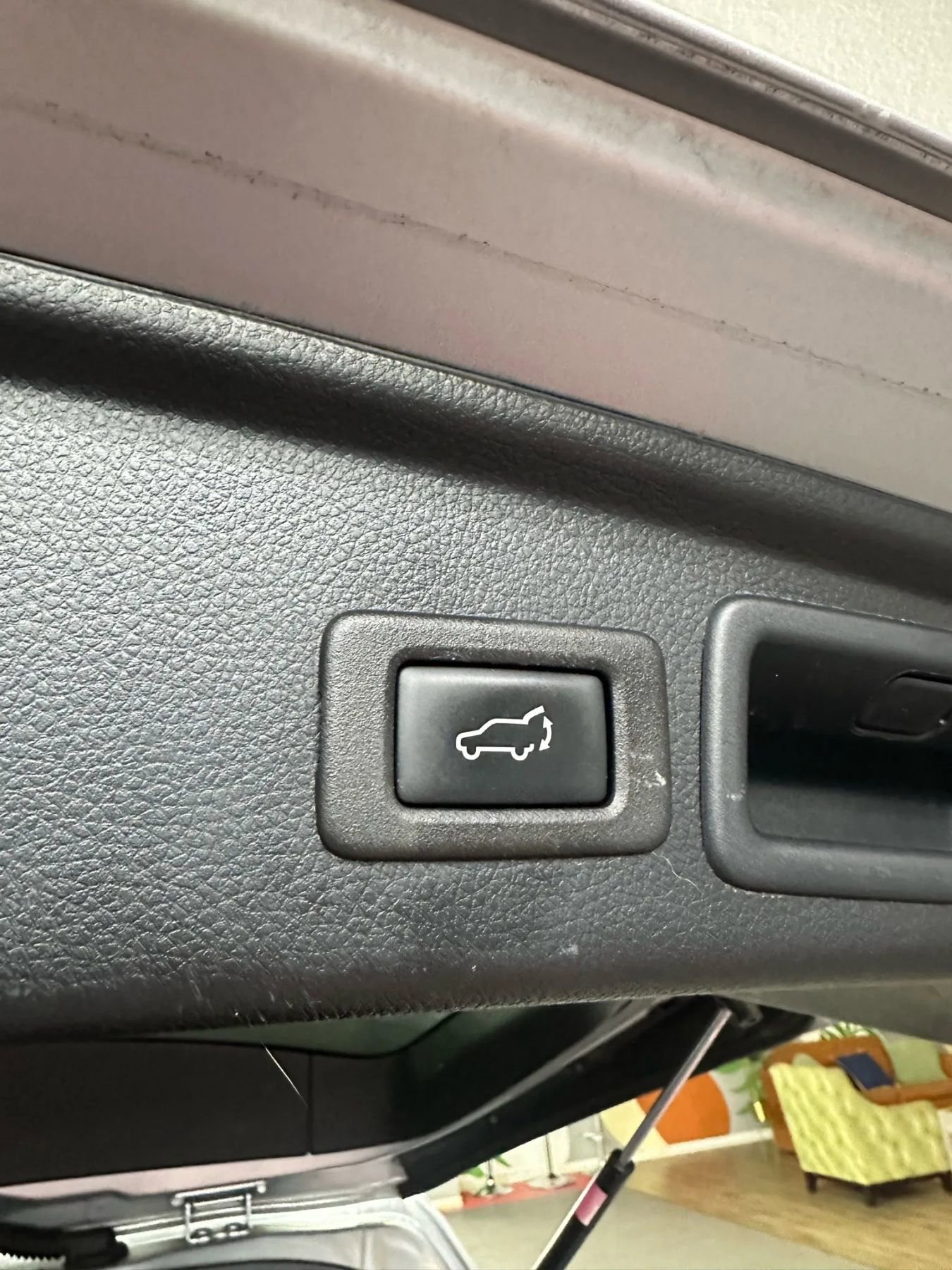 Used 2016 Subaru Forester 2.0XT Touring w/ Eyesight & Navigation System image 17