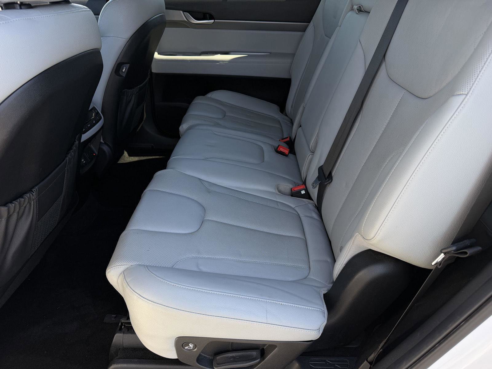 Used 2022 Hyundai Palisade SEL w/ 8P Bench Seat Package AWD/4WD image 8