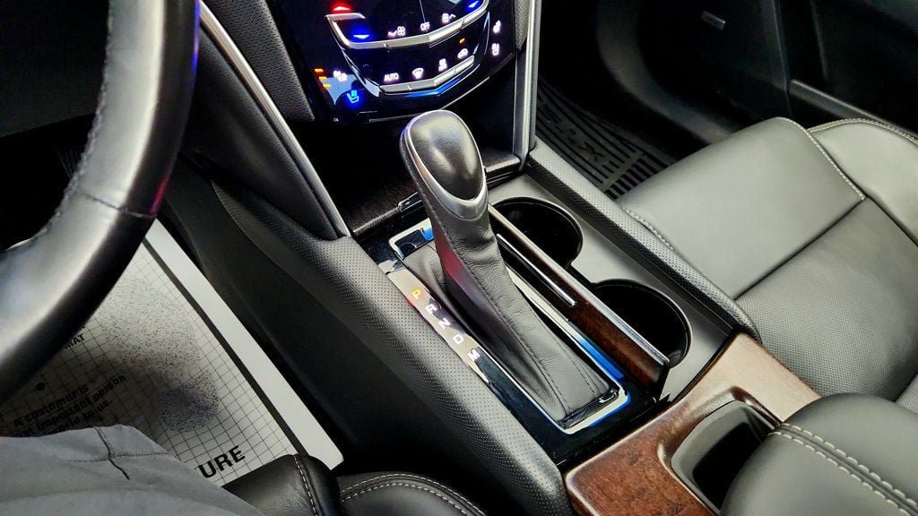 Used 2019 Cadillac XTS Luxury w/ Driver Awareness Package FWD image 17