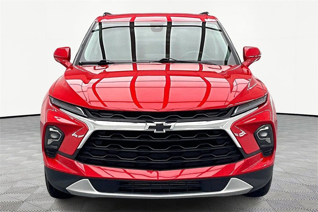 Used 2023 Chevrolet Blazer LT w/ Convenience Package image 3