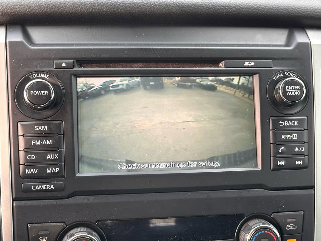 Used 2018 Nissan Titan SV w/ SV Convenience Package image 6