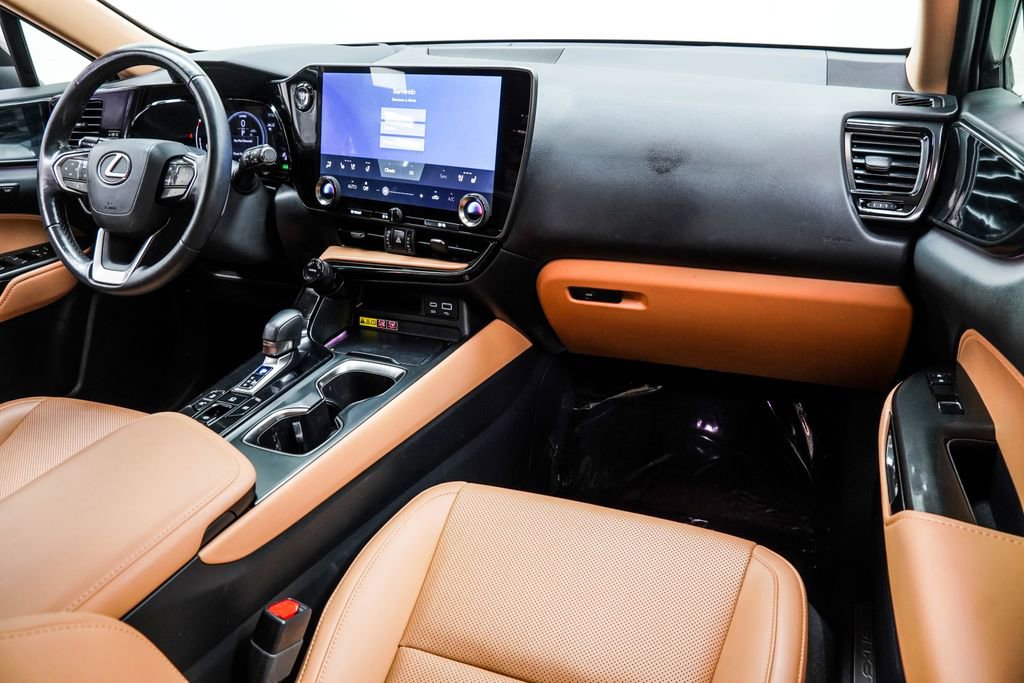 Used 2024 Lexus NX 350h AWD image 22
