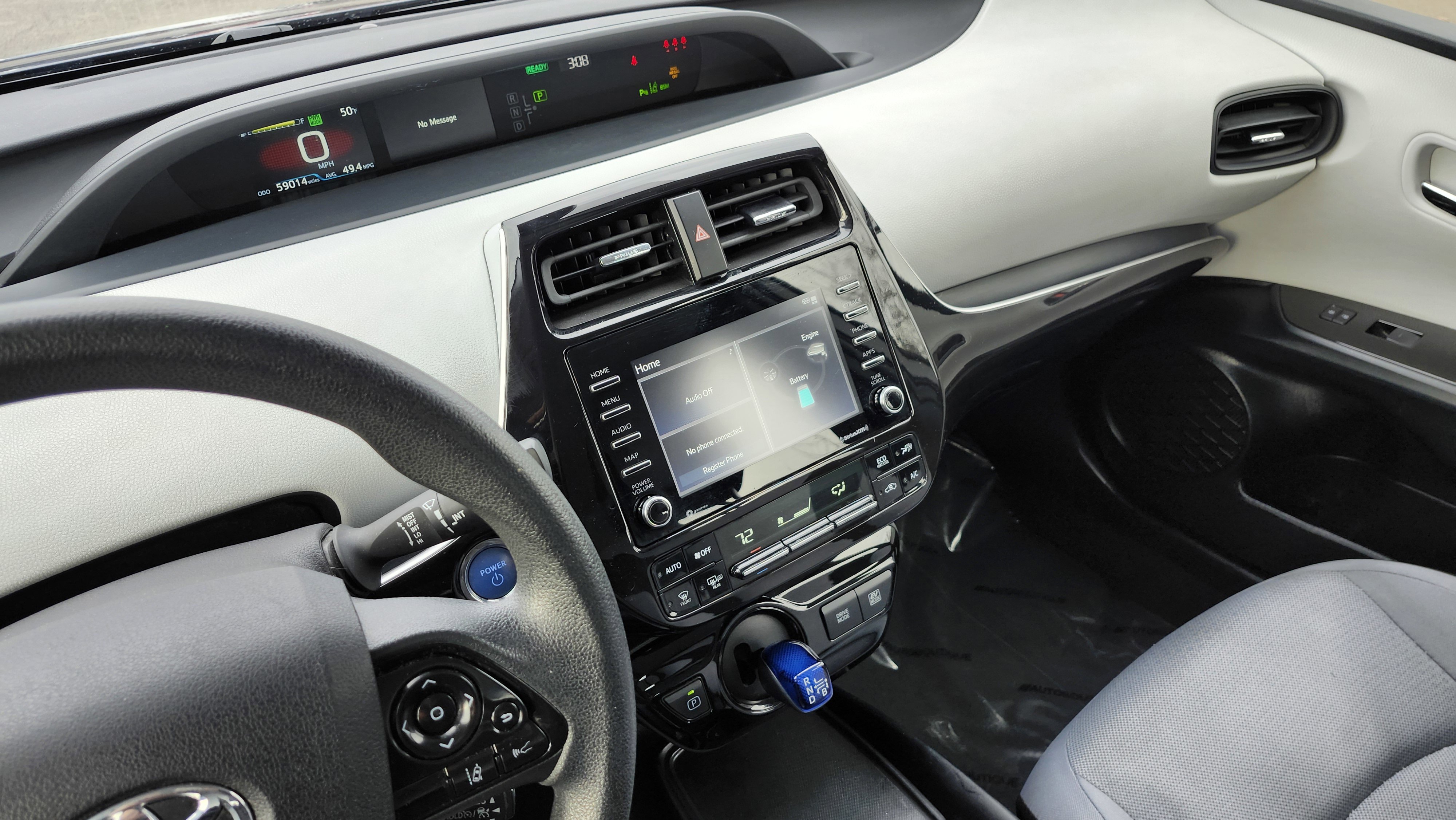 Used 2022 Toyota Prius LE image 27