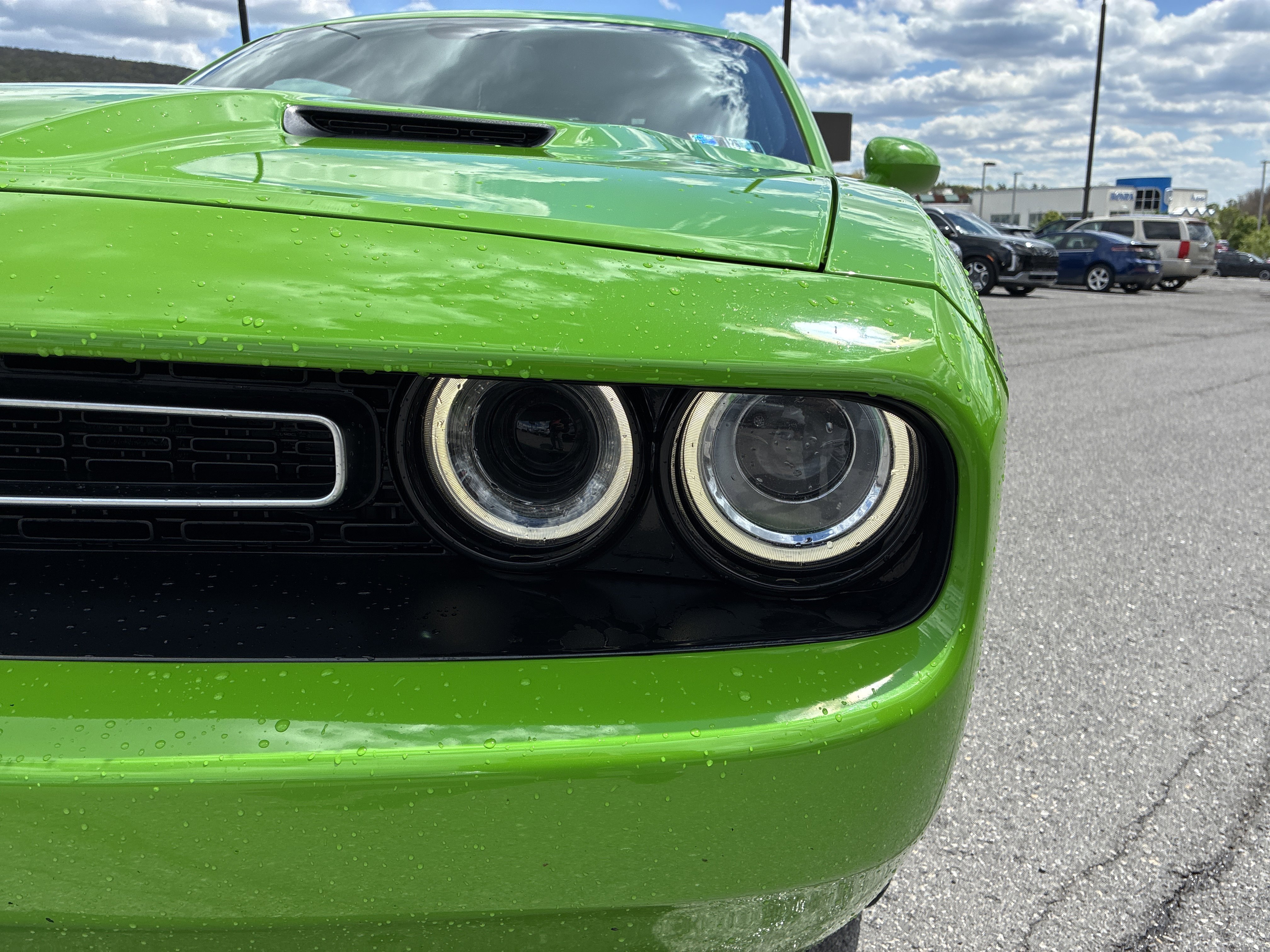 Used 2017 Dodge Challenger GT AWD/4WD image 9