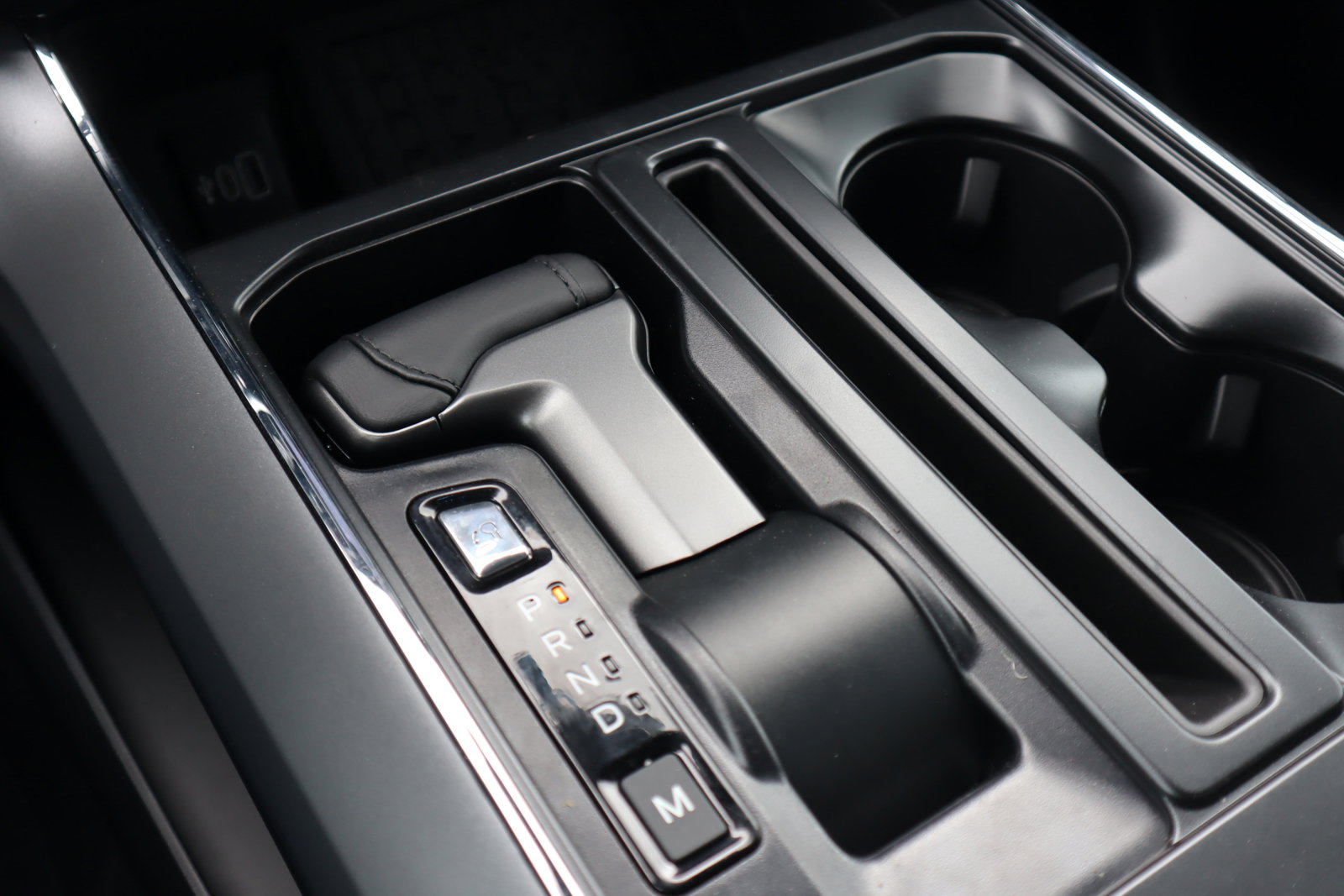 New 2025 Ford F150 XLT w/ Equipment Group 302A MID image 34