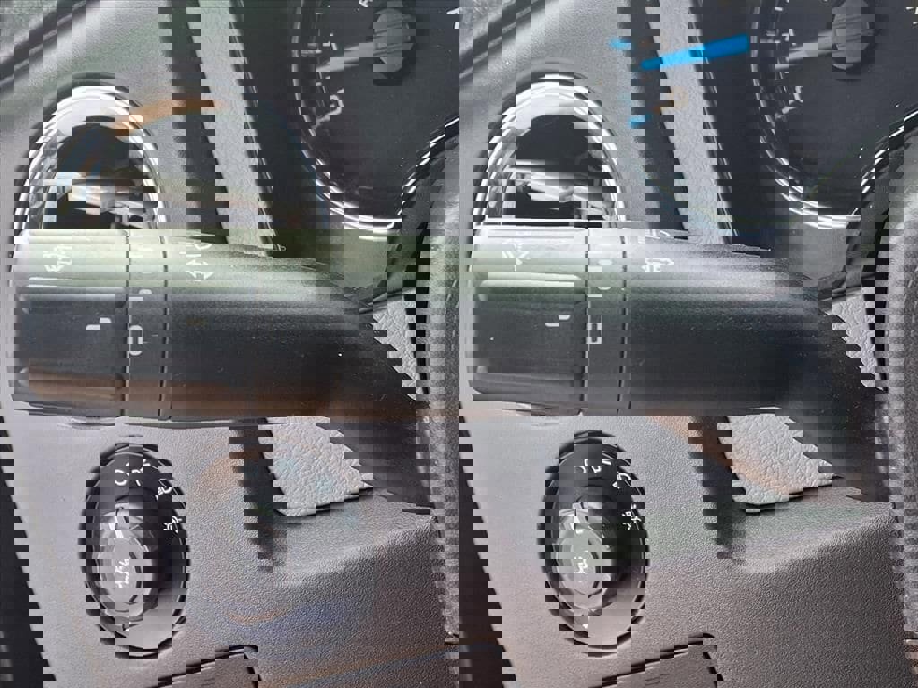 Used 2013 Ford F150 XLT w/ Mid Equipment Group image 13