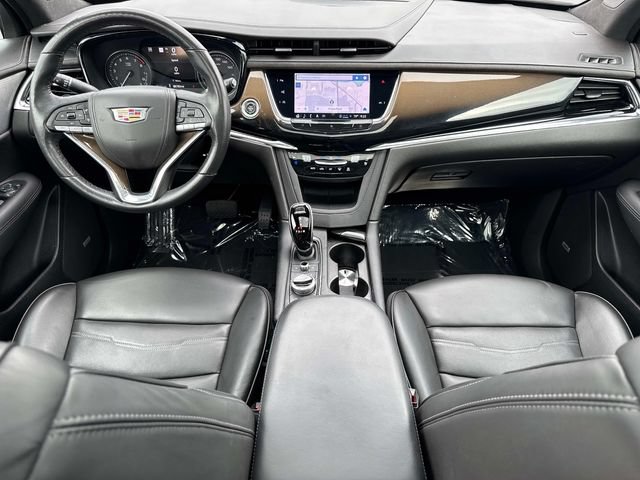 Used 2021 Cadillac XT6 Premium Luxury w/ Platinum Package AWD/4WD image 17