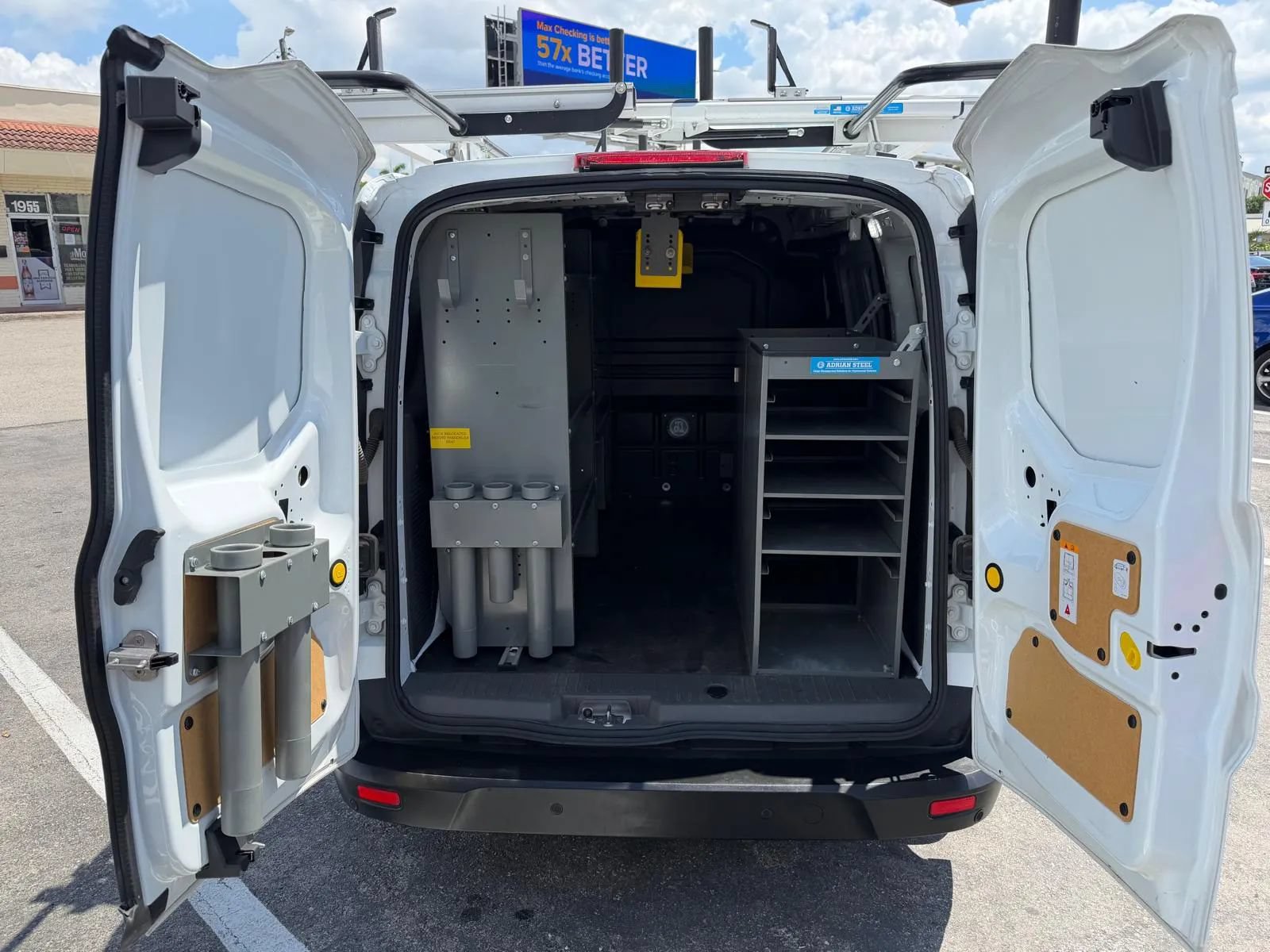 Used 2023 Ford Transit Connect XLT FWD image 28