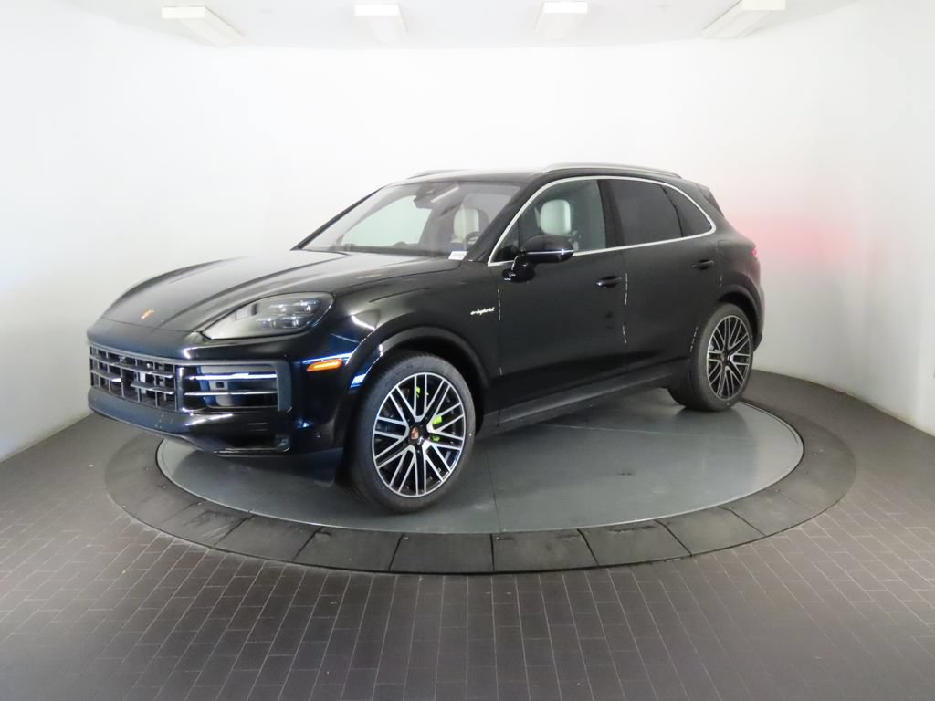 Certified 2026 Porsche Cayenne E-Hybrid AWD/4WD image 1