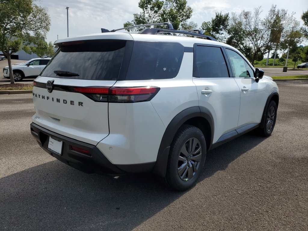 New 2026 Nissan Pathfinder SV FWD image 4