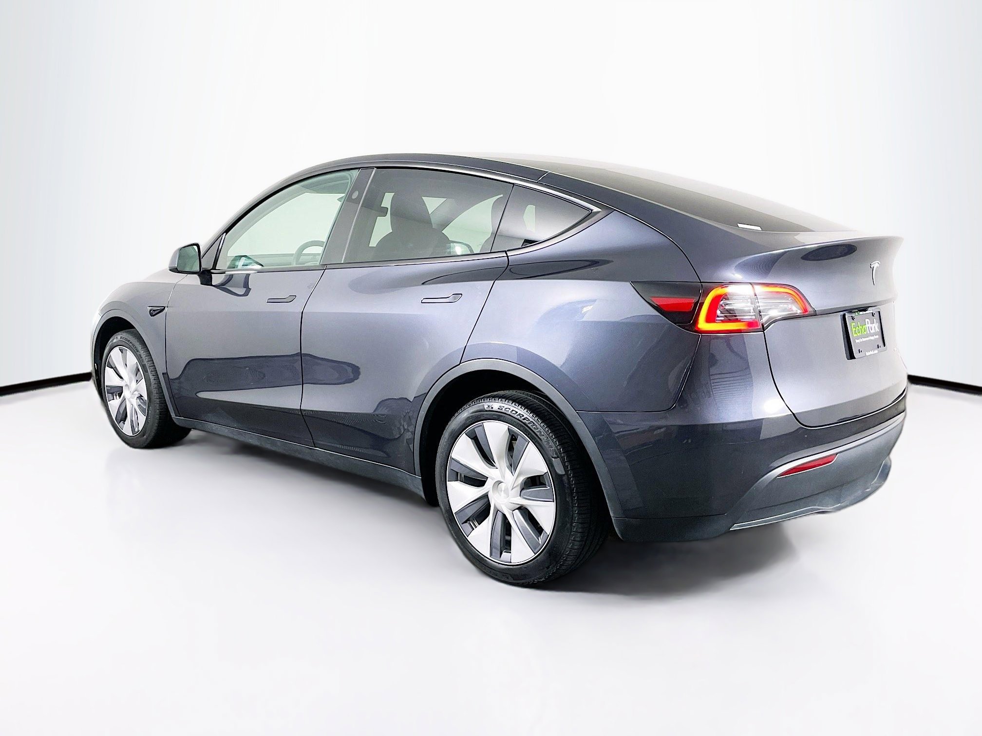 Used 2024 Tesla Model Y Long Range image 5