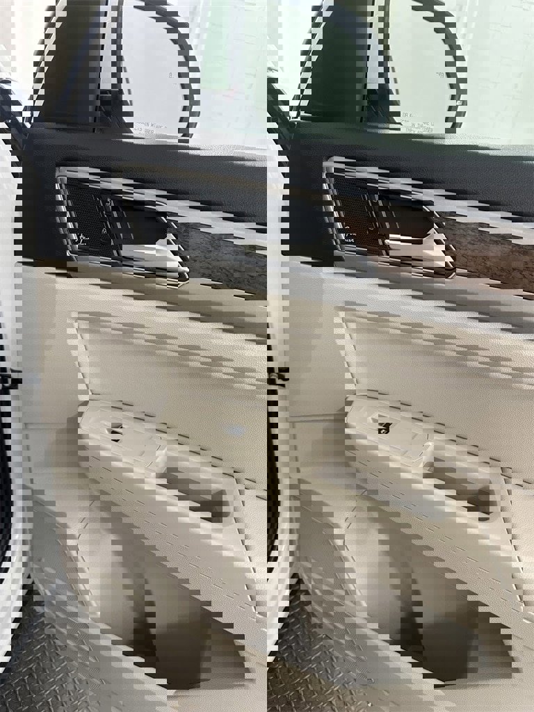 Used 2019 Volkswagen Atlas SEL Premium image 40