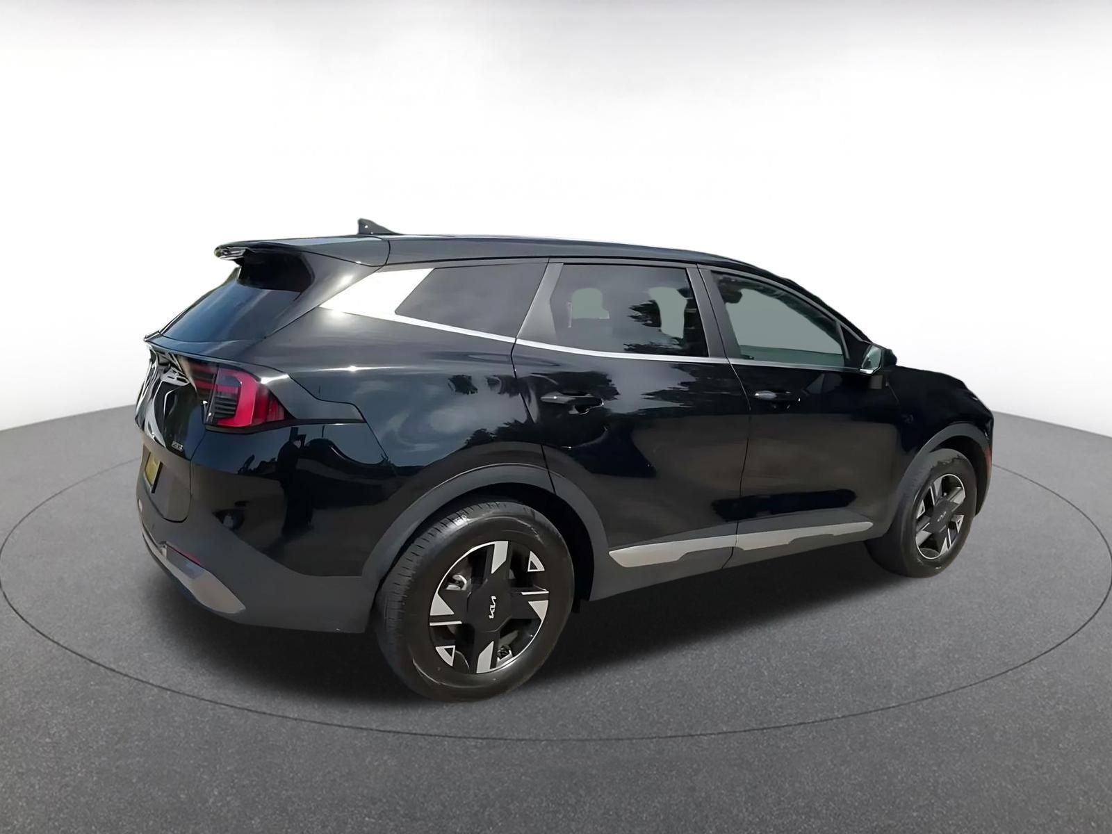 Used 2026 Kia Sportage LX AWD/4WD image 14