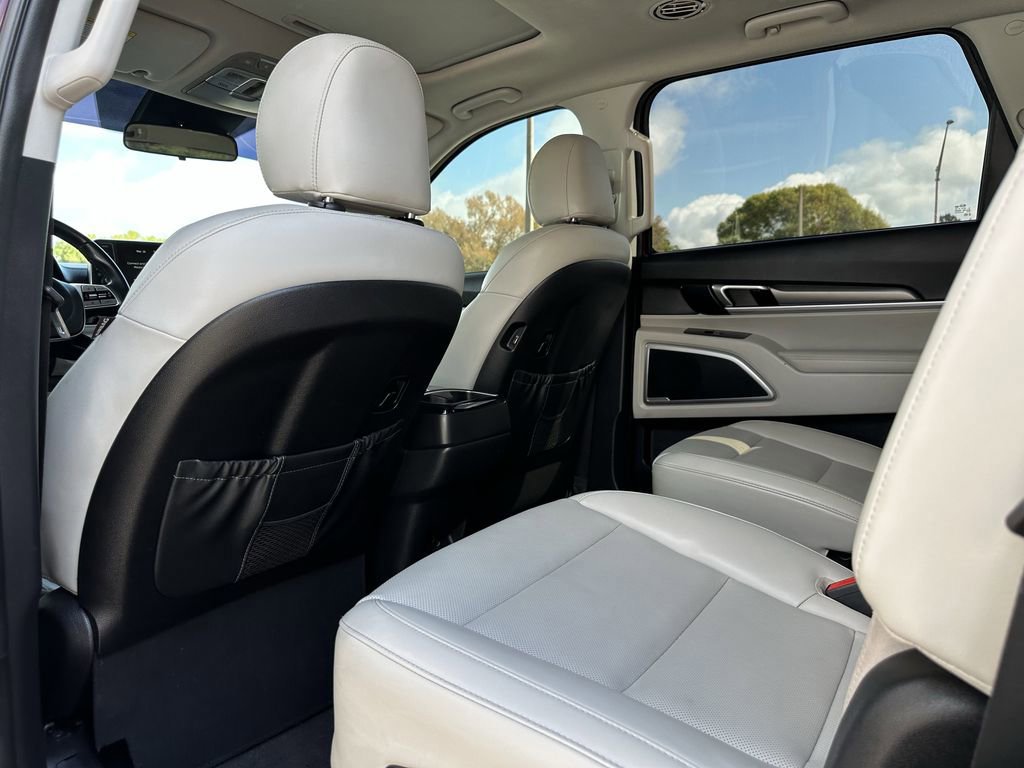 Used 2021 Kia Telluride S image 18