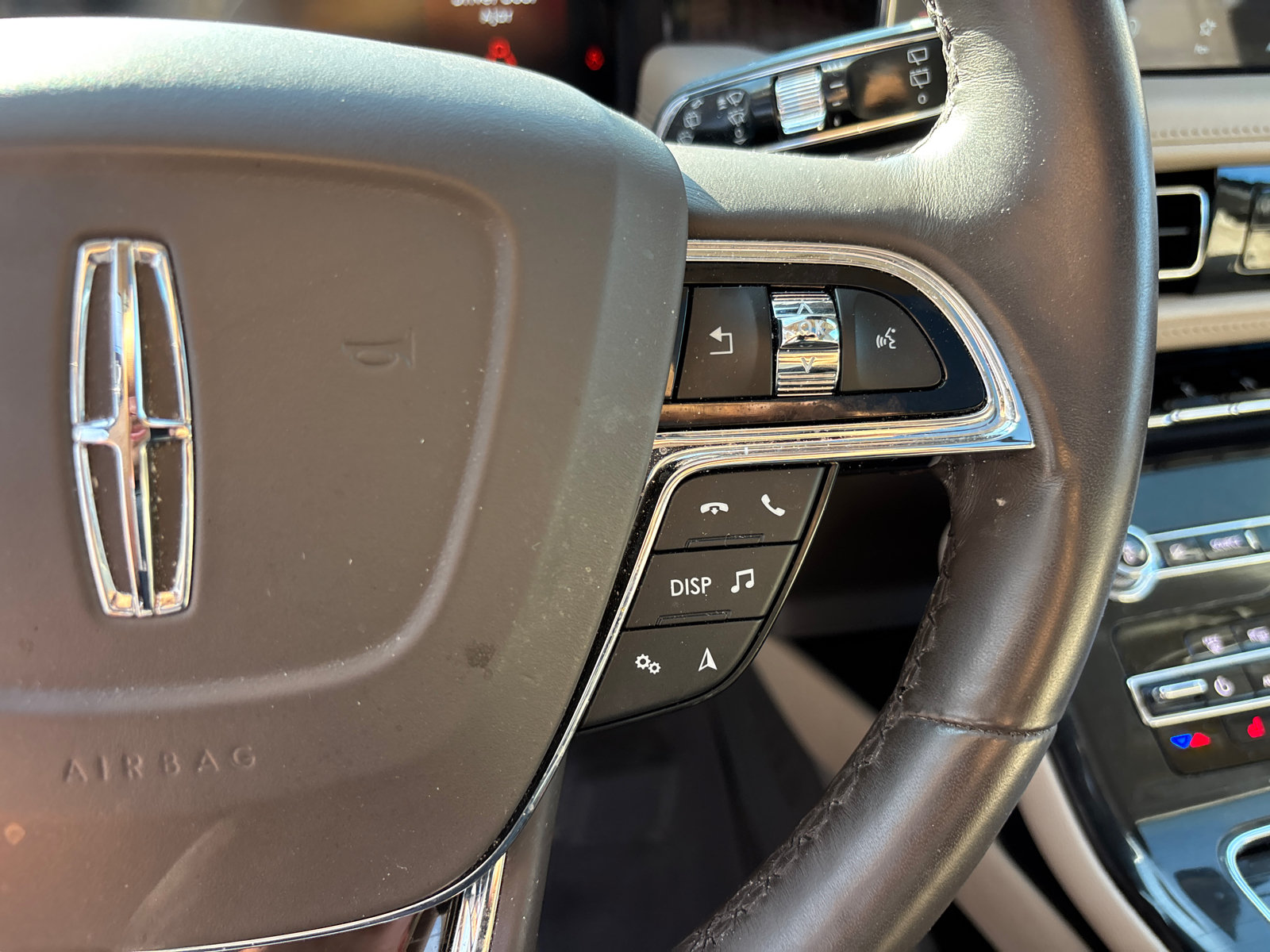 Certified 2023 Lincoln Nautilus Reserve w/ Equipment Group 201A AWD/4WD image 18