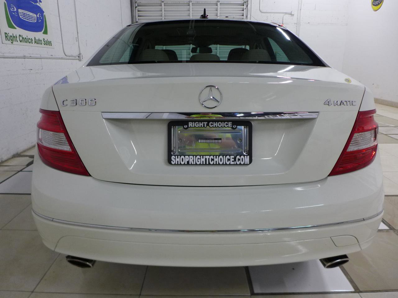 Used 2009 Mercedes-Benz C 300 4MATIC Sedan image 12