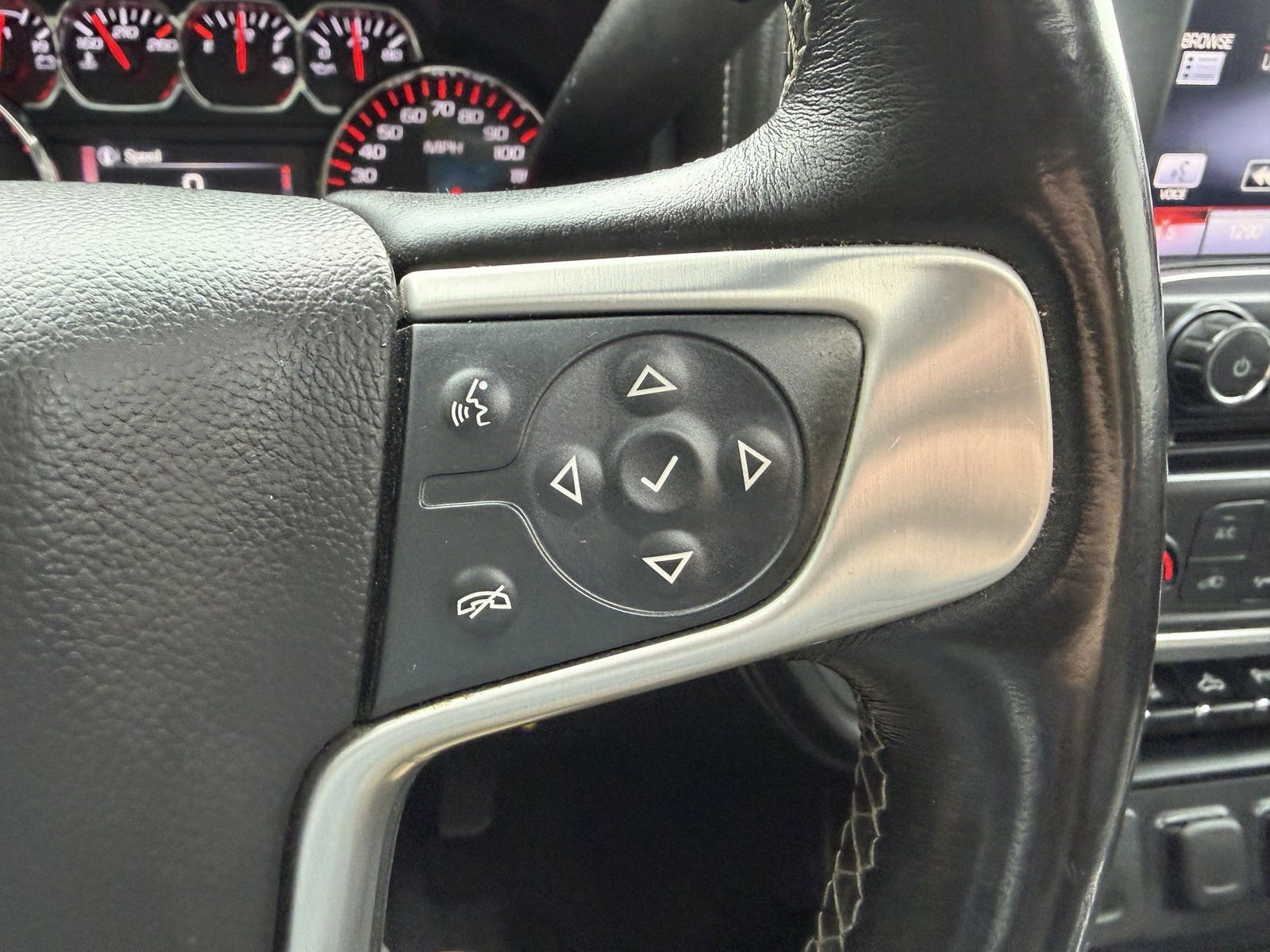 Used 2015 GMC Sierra 1500 SLT w/ SLT Crew Cab Value Package image 15