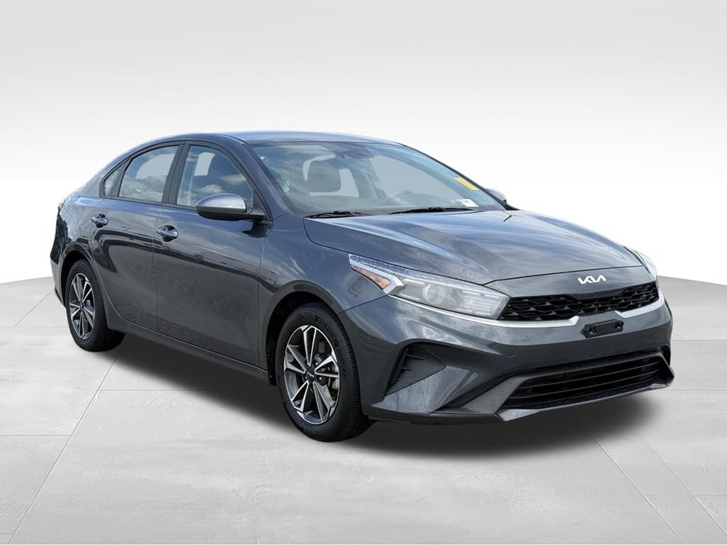 Used 2024 Kia Forte LXS FWD image 28