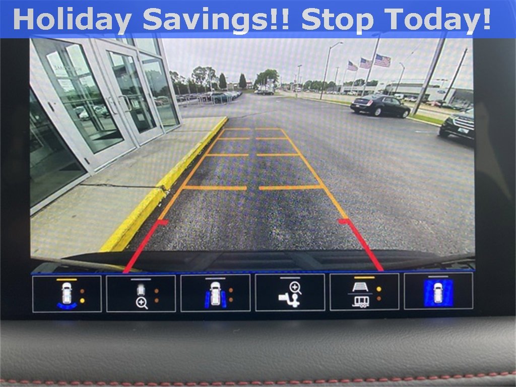 Used 2022 Chevrolet Suburban RST w/ Luxury Package image 23