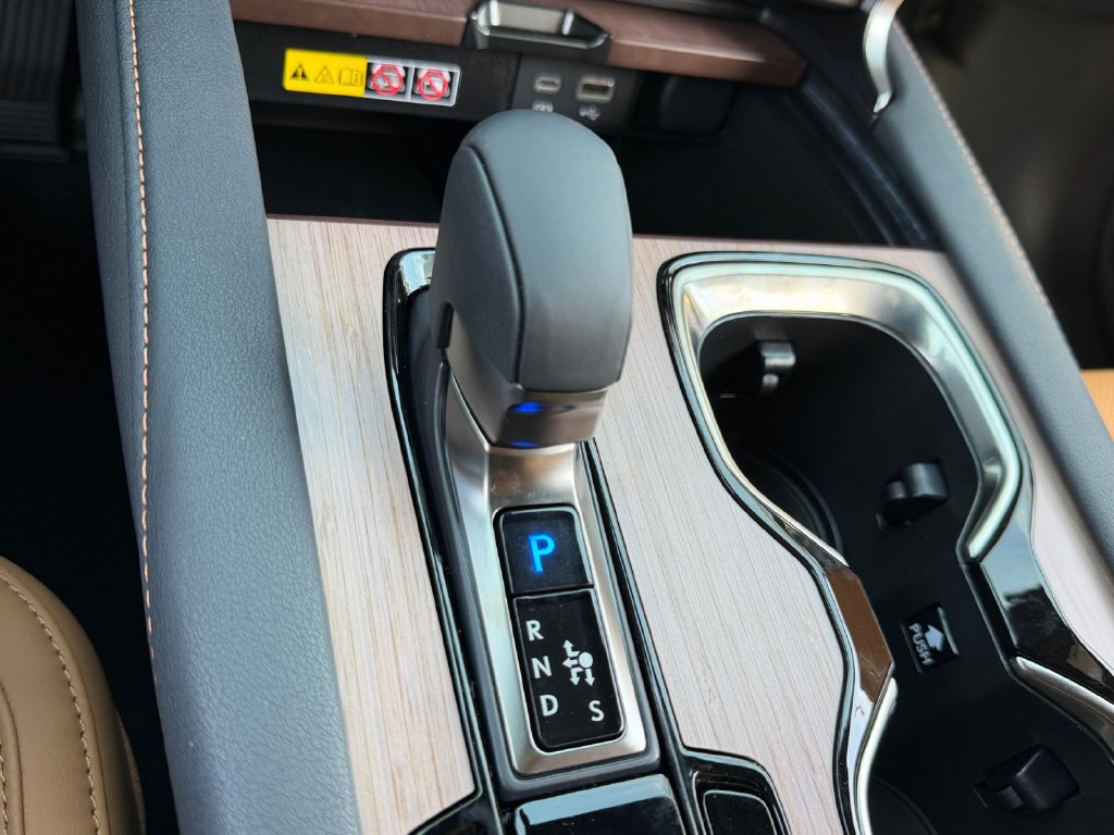 New 2026 Lexus RX 350h AWD/4WD image 21