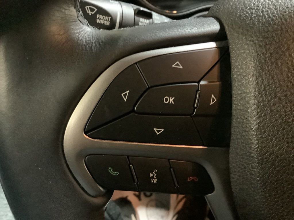 Certified 2018 Jeep Grand Cherokee Limited AWD/4WD image 29