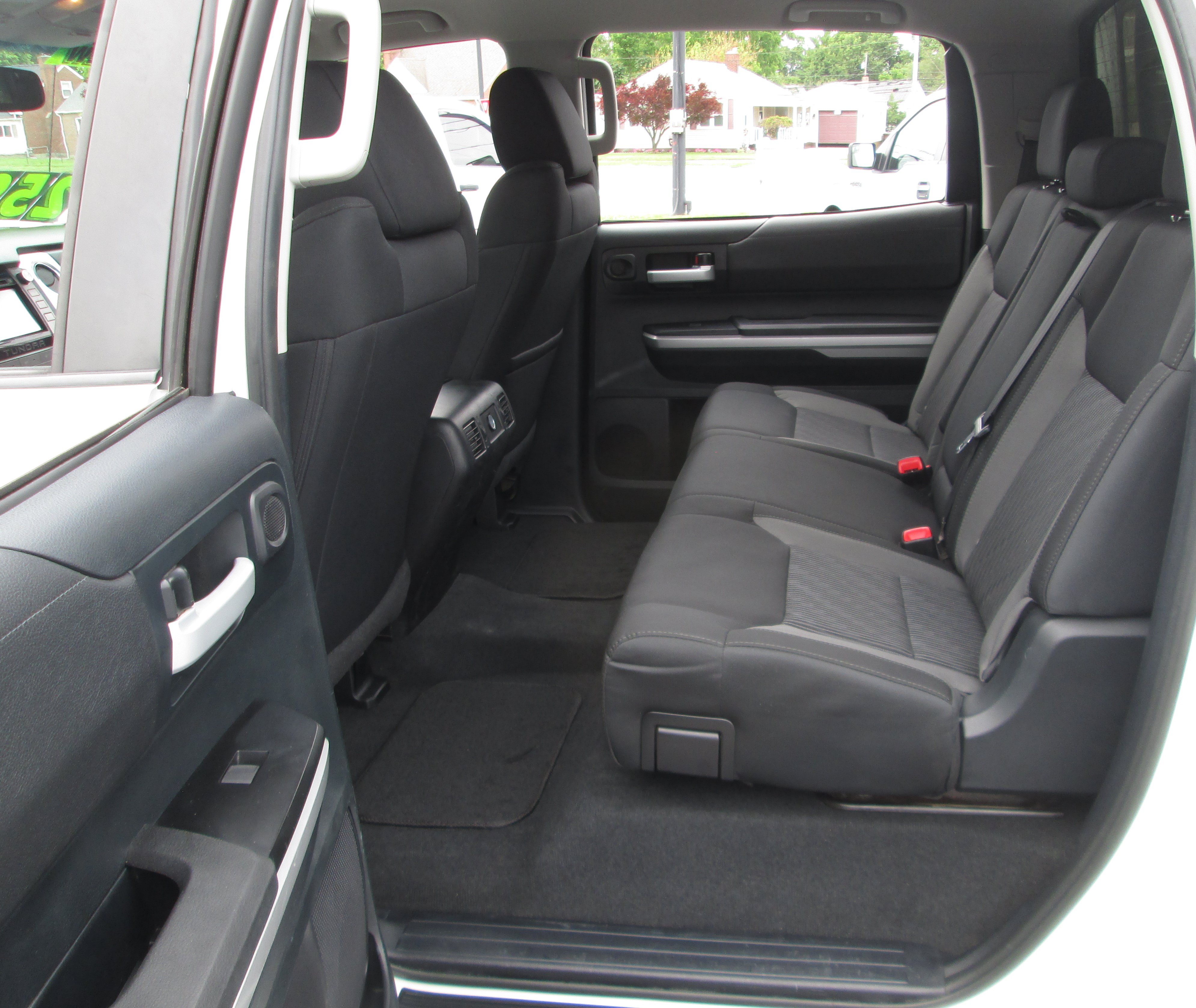 Used 2015 Toyota Tundra SR5 w/ TRD Off Road Package AWD/4WD image 14